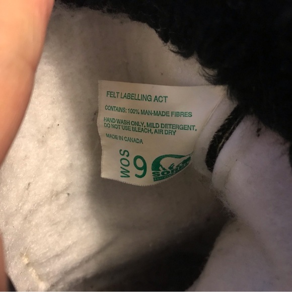 Women's  Sorel Black Winter Boots - Picture 3 of 9